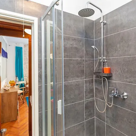 Apartamento The Art Republic 2, Old Town *