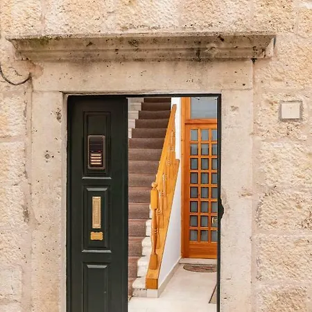 The Art Republic 2, Old Town